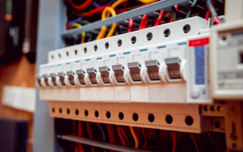 Besoin de rénover votre réseau électrique ?
